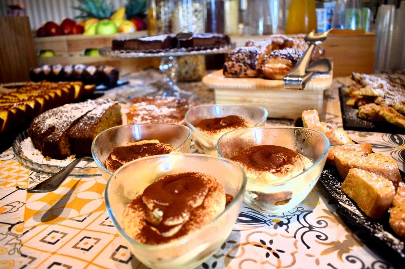 Hotel Miramare - Spa & Suites - Free Breakfast & Brunch Until 13-00 Червія Екстер'єр фото
